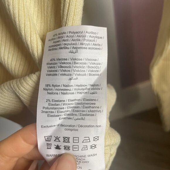 Asymmetrical Long Sleeve Top - Picture 4 of 5